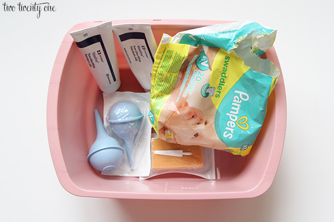 Gladness Postpartum Care Essentials Bundle Dermoplast, Tucks