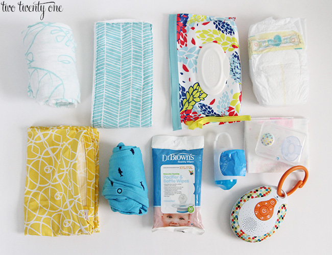 How To Organize a Diaper Bag