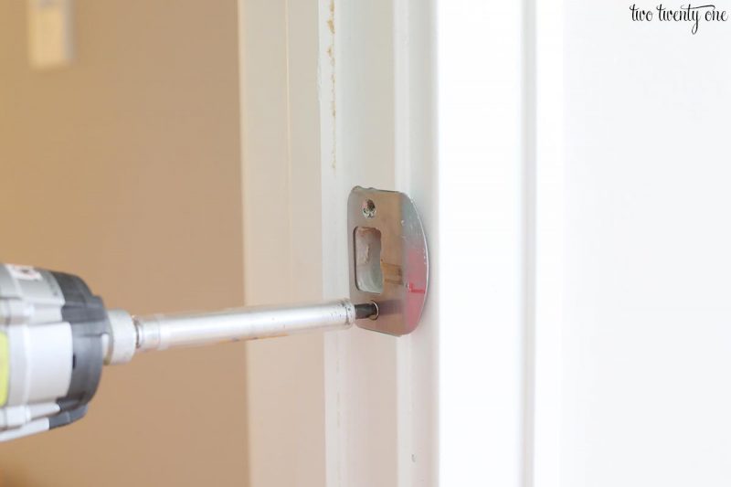 How to Install a Door Knob