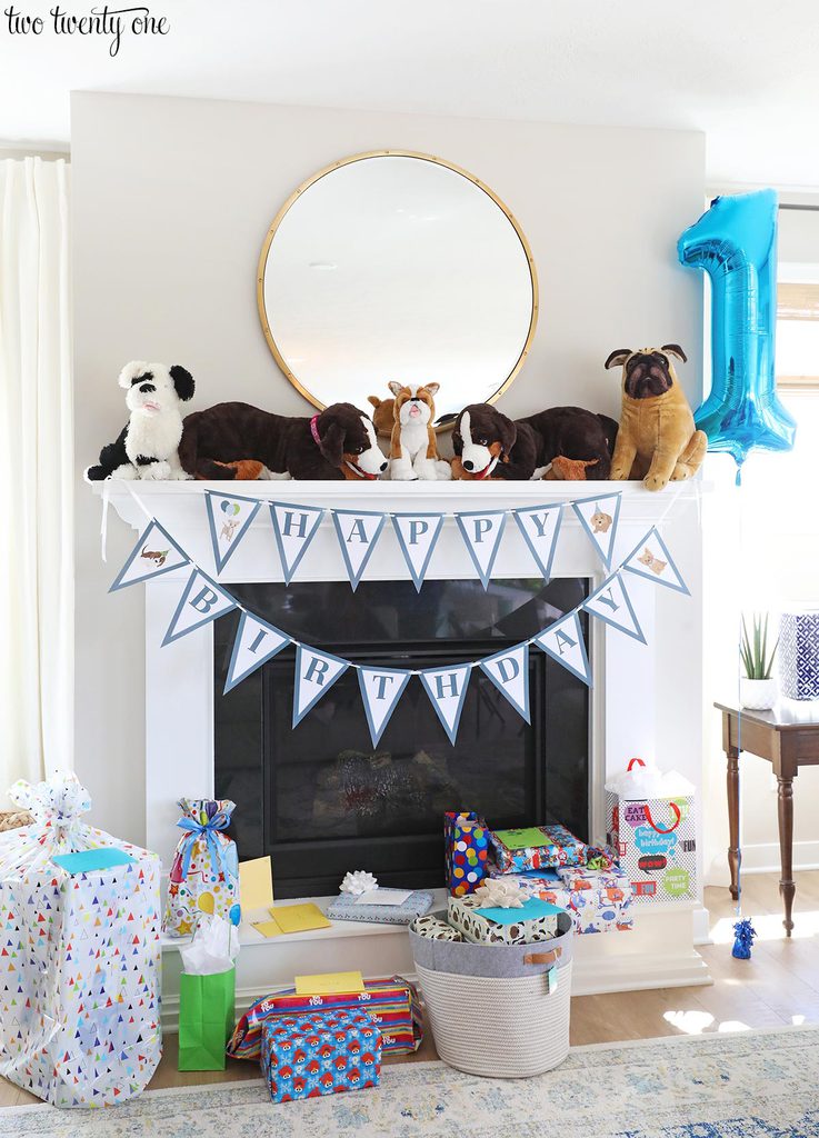 Puppy Pawty! First Birthday Party Idea - Lemon Thistle