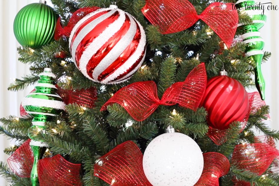 christmas trees decorated with mesh ribbon